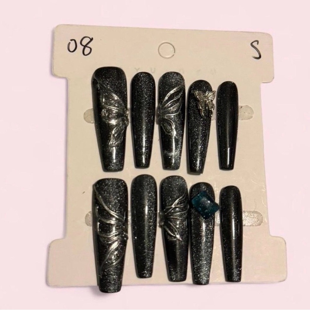 Elegant Black Press-On Nails with Silver Accents
